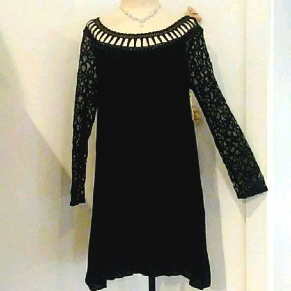 NWT BEAUTIFUL JODIFL TUNIC DRESS WITH CROCHET